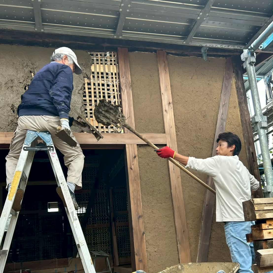 【まなぶ】皆さんのお力添えで外壁完成